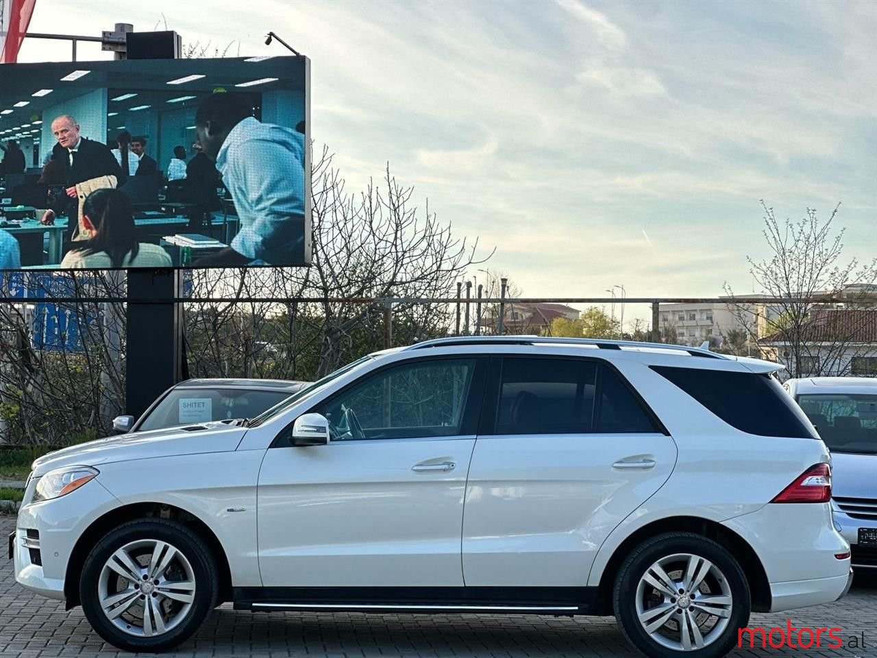 2012' Mercedes-Benz ML 350 photo #3