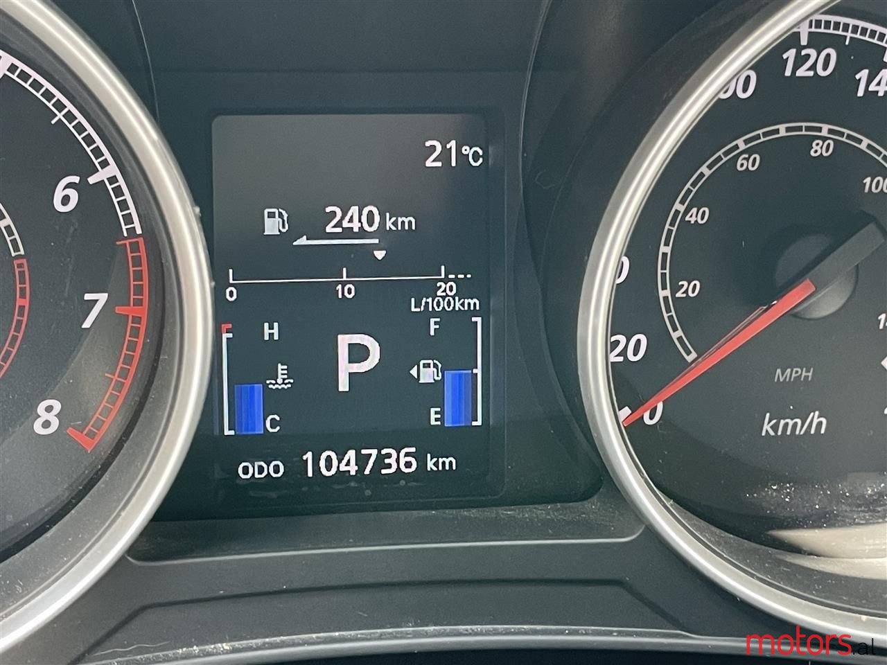 2012' Mitsubishi ASX photo #5