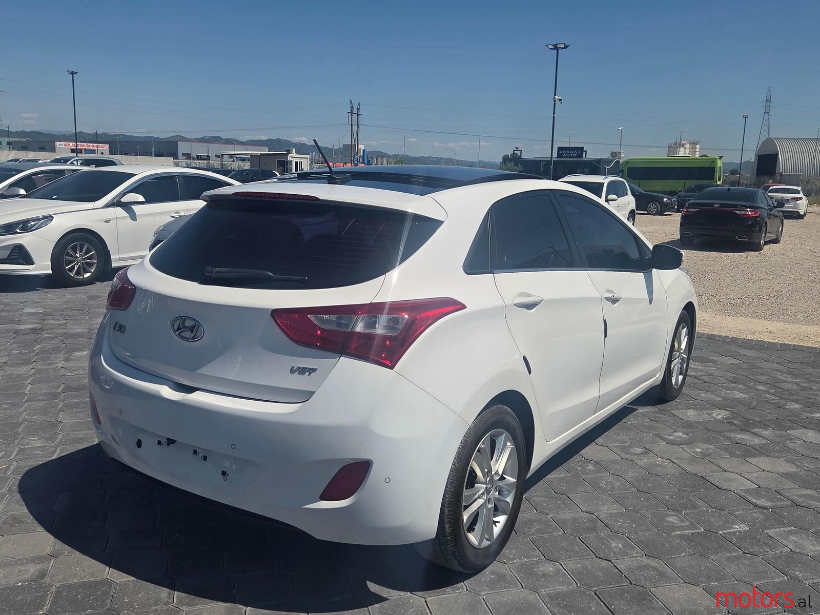 2013' Hyundai i30 photo #3