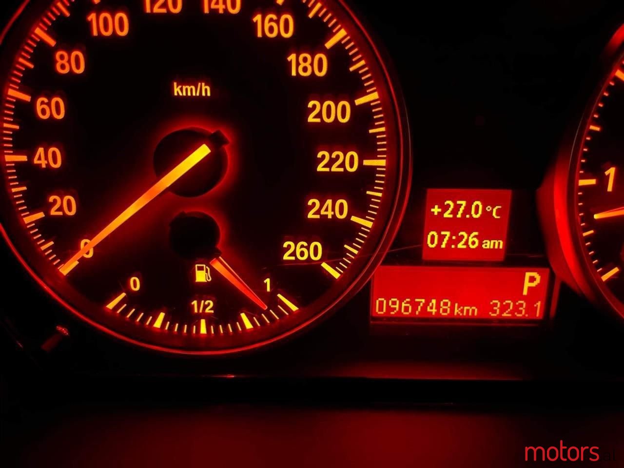 2008' BMW 320 photo #2