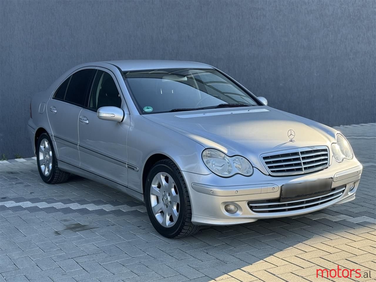 2005' Mercedes-Benz C 200 photo #3