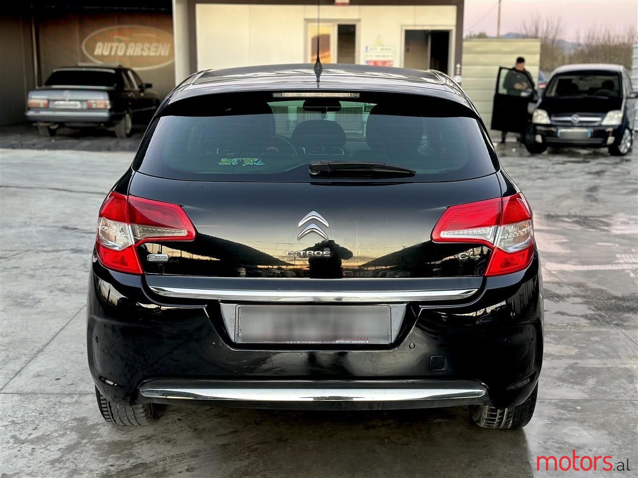 2012' Citroen C4 photo #6