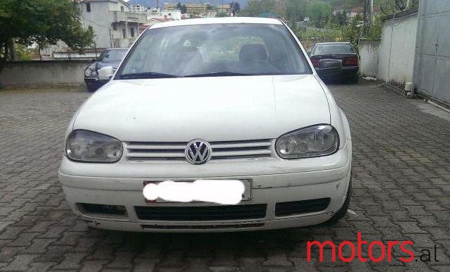 1999' Volkswagen Golf photo #1