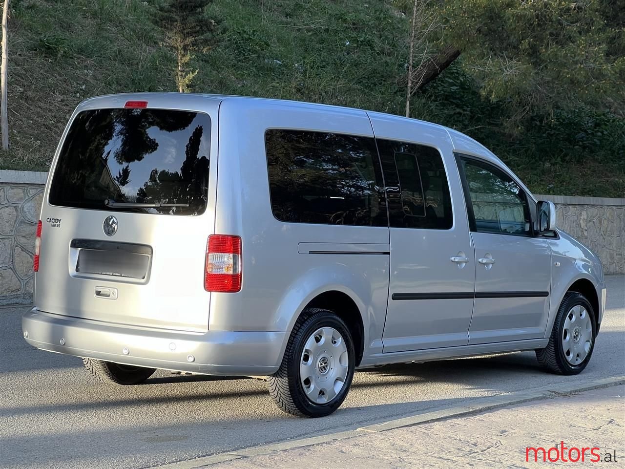 2008' Volkswagen Caddy photo #2