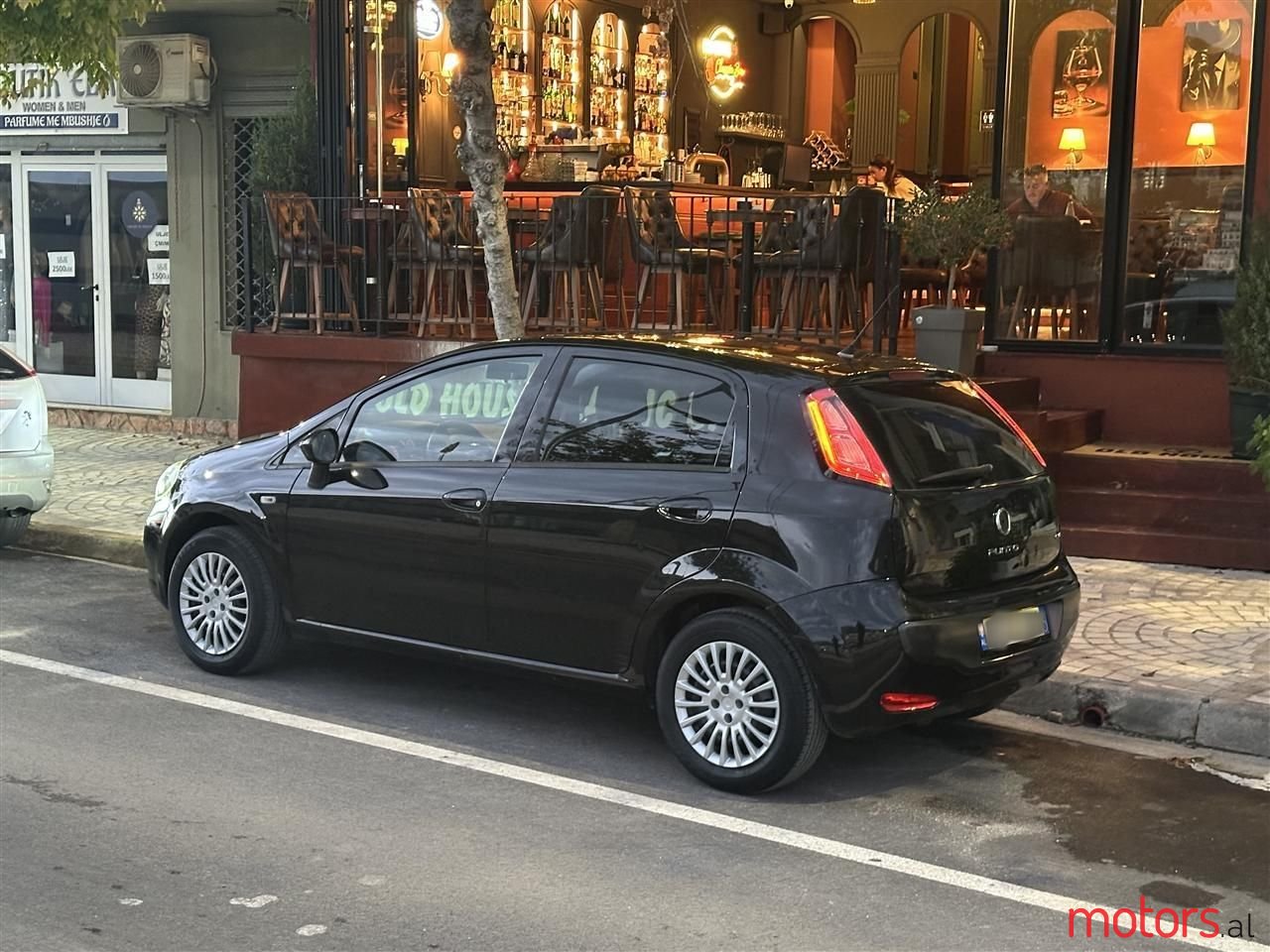 2010' Fiat Punto Evo photo #1