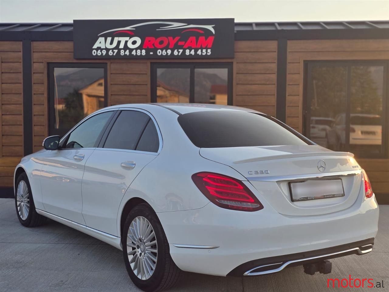 2015' Mercedes-Benz C 220 photo #3