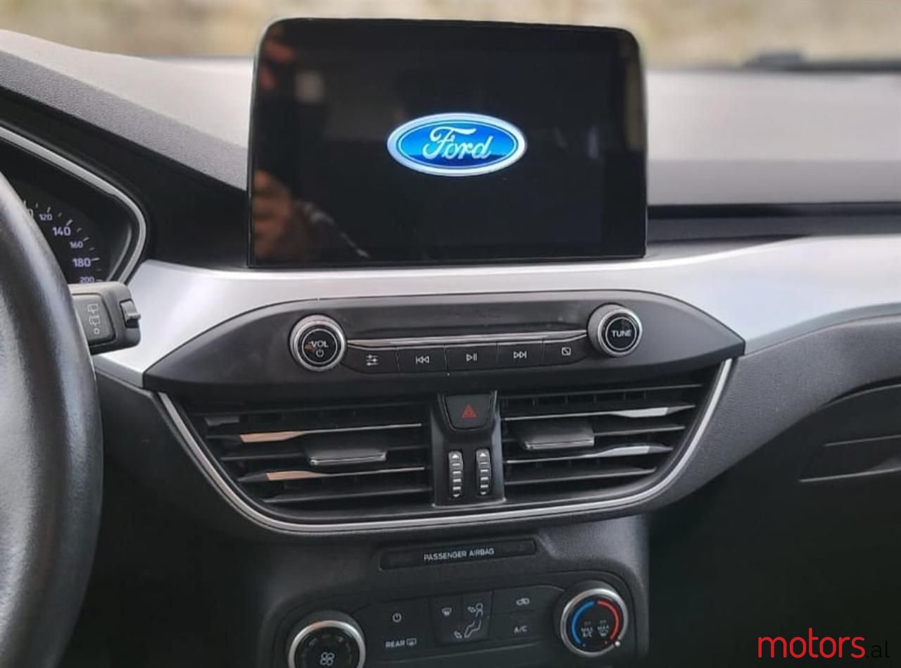 2019' Ford Focus photo #4