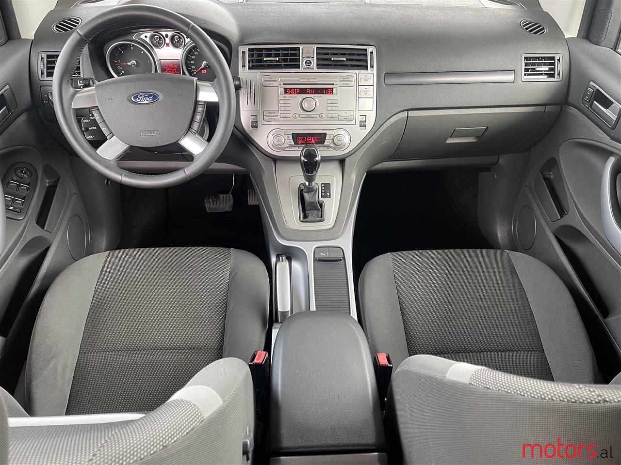 2011' Ford Kuga photo #6