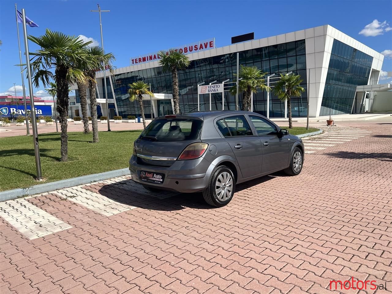 2005' Opel Astra photo #3