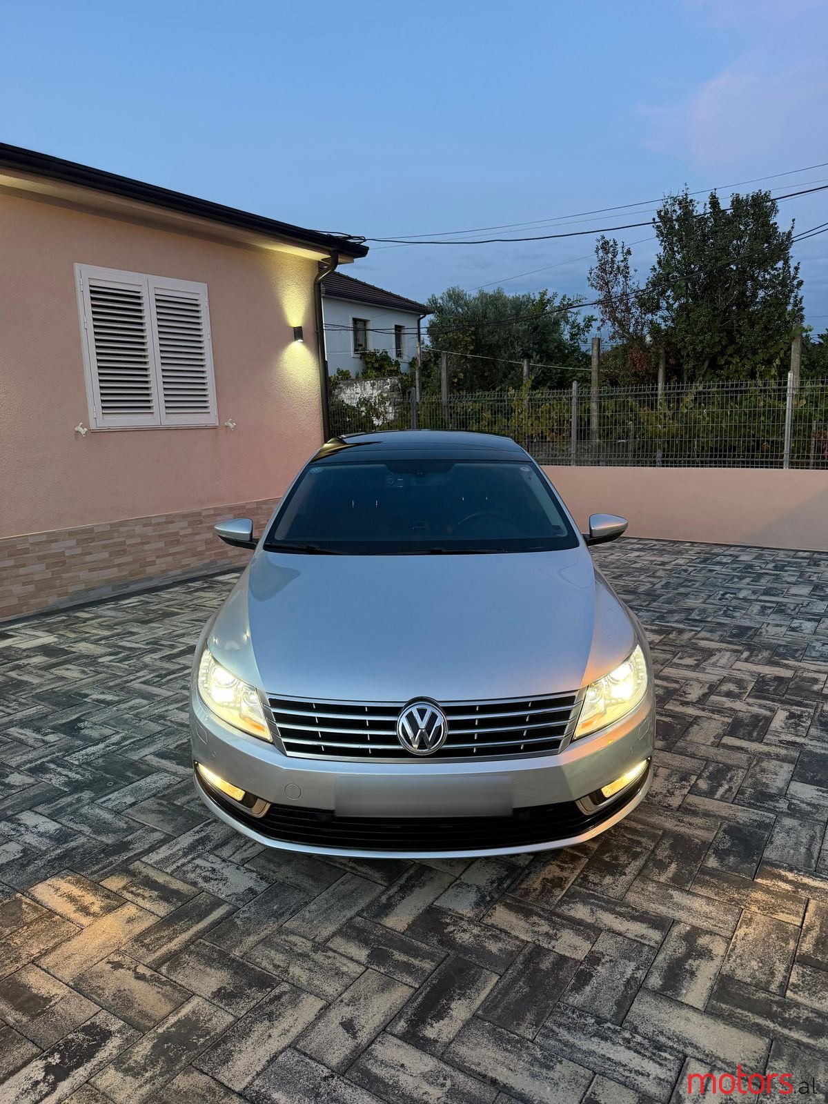 2012' Volkswagen photo #4