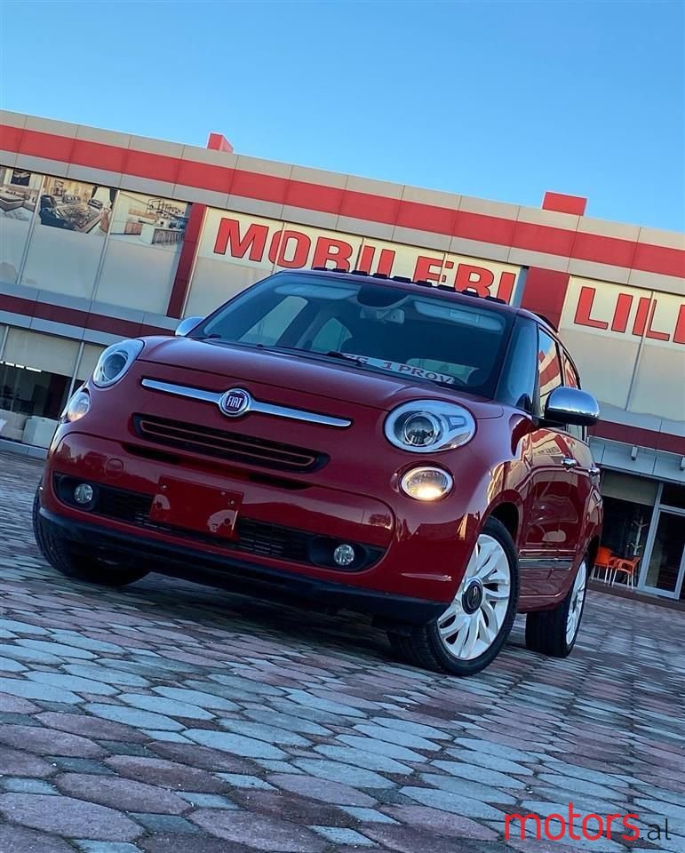 2014' Fiat 500L photo #4