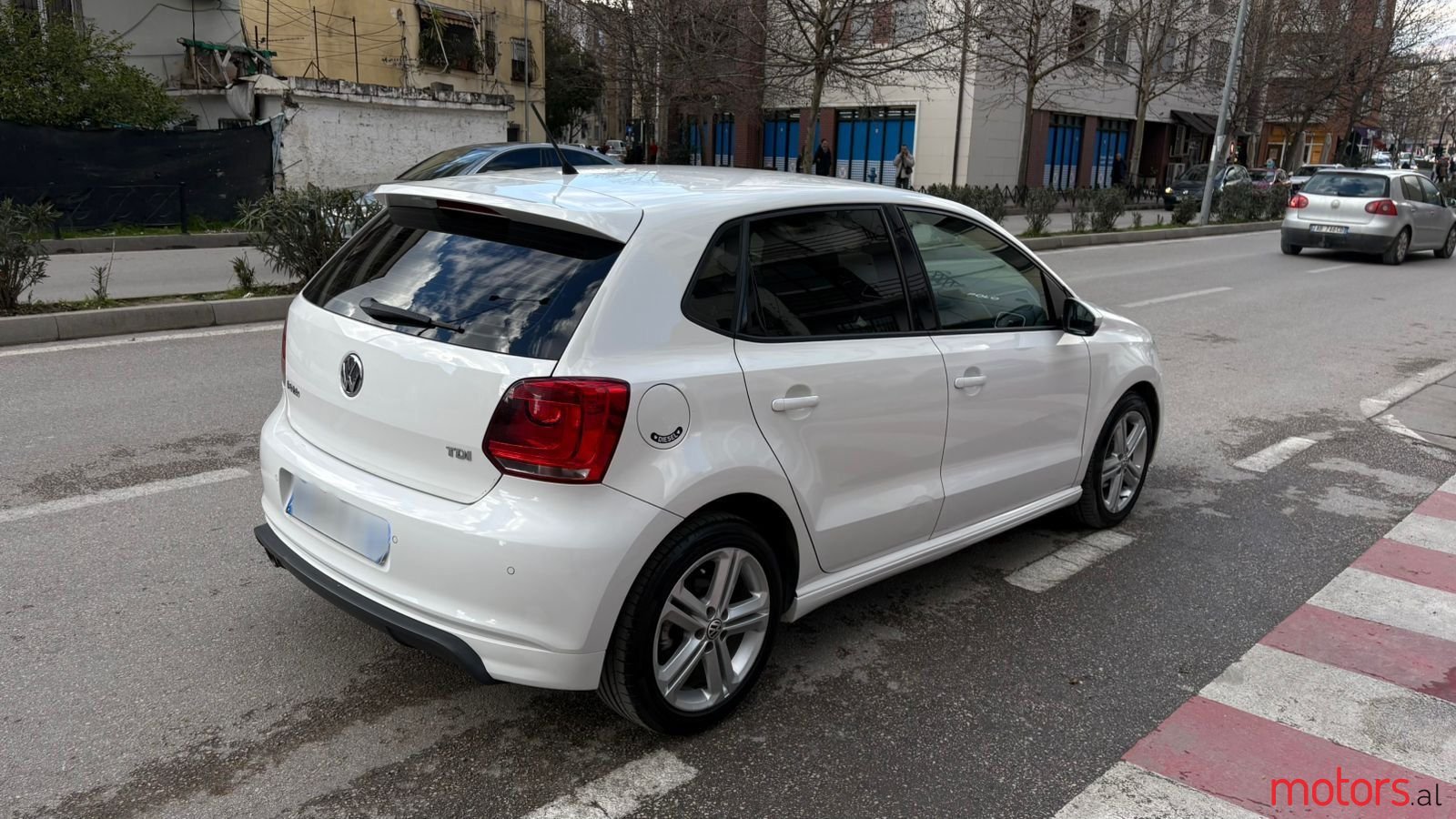 2012' Volkswagen Polo photo #4