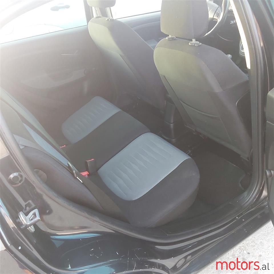 2010' Fiat Grande Punto photo #6