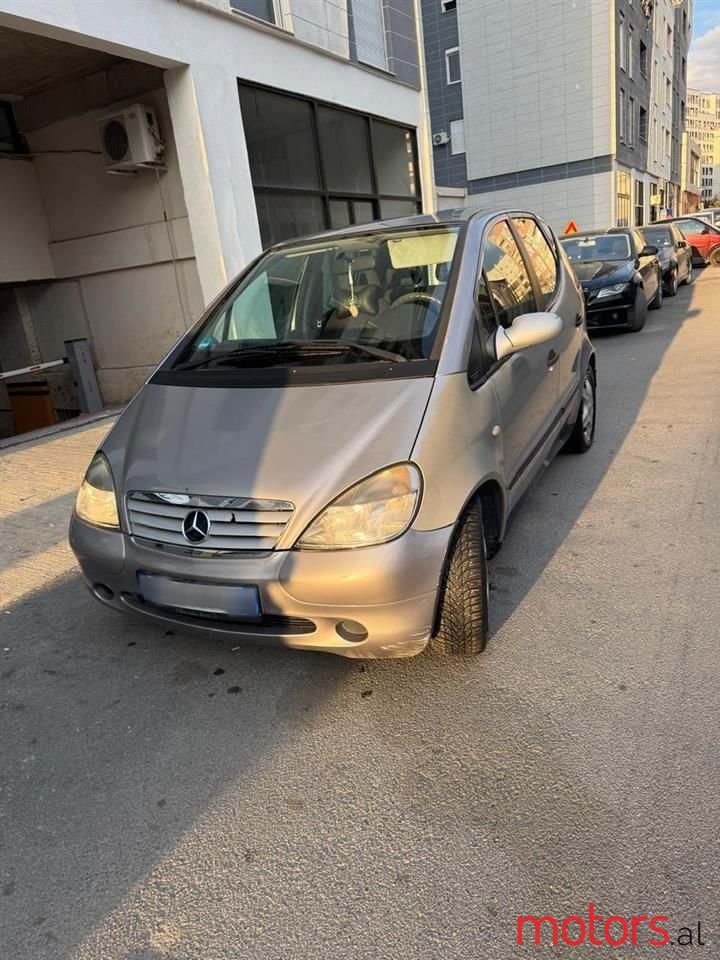 2002' Mercedes-Benz 190 photo #4