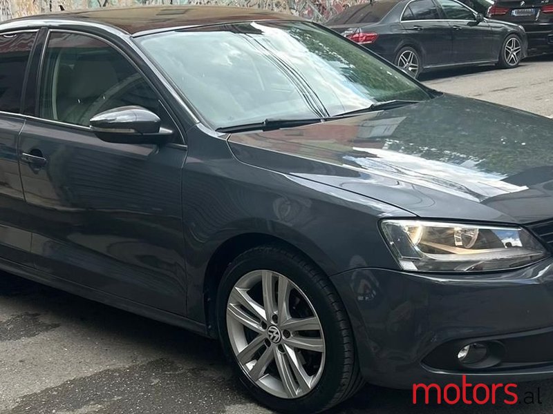 2013' Volkswagen Jetta photo #1