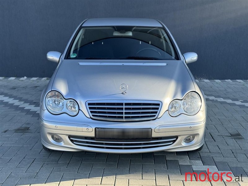 2005' Mercedes-Benz C 200 photo #5