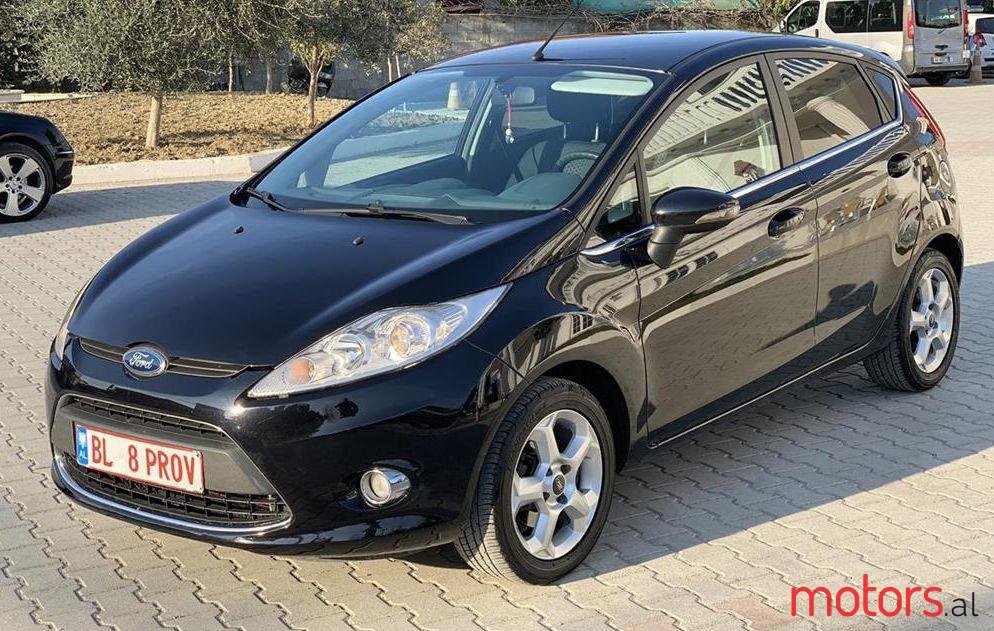 2010' Ford Fiesta photo #2