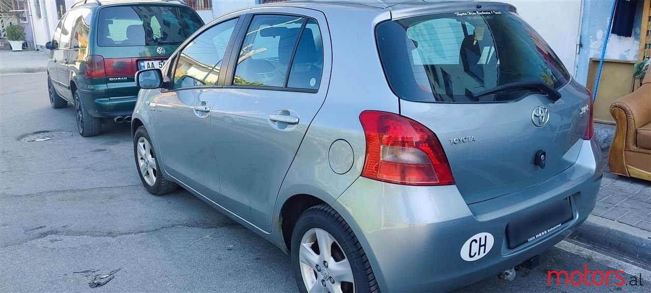 2008' Toyota Yaris photo #1