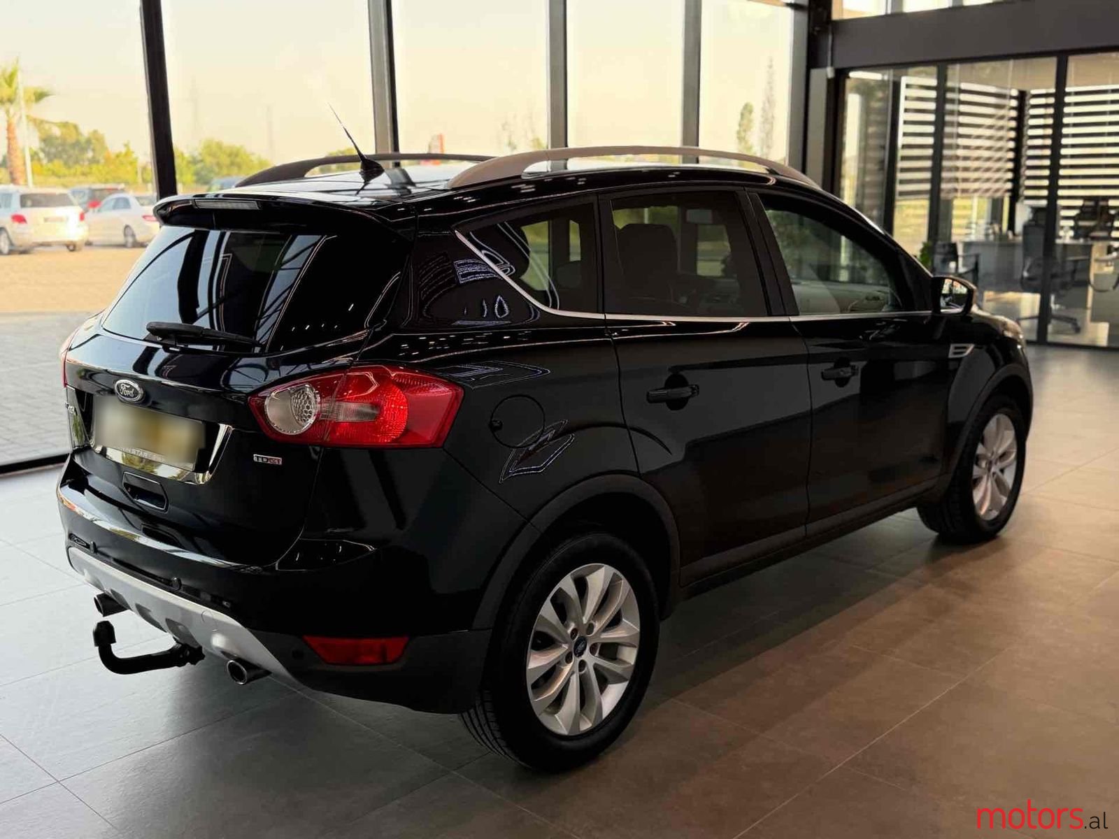 2011' Ford Kuga photo #3