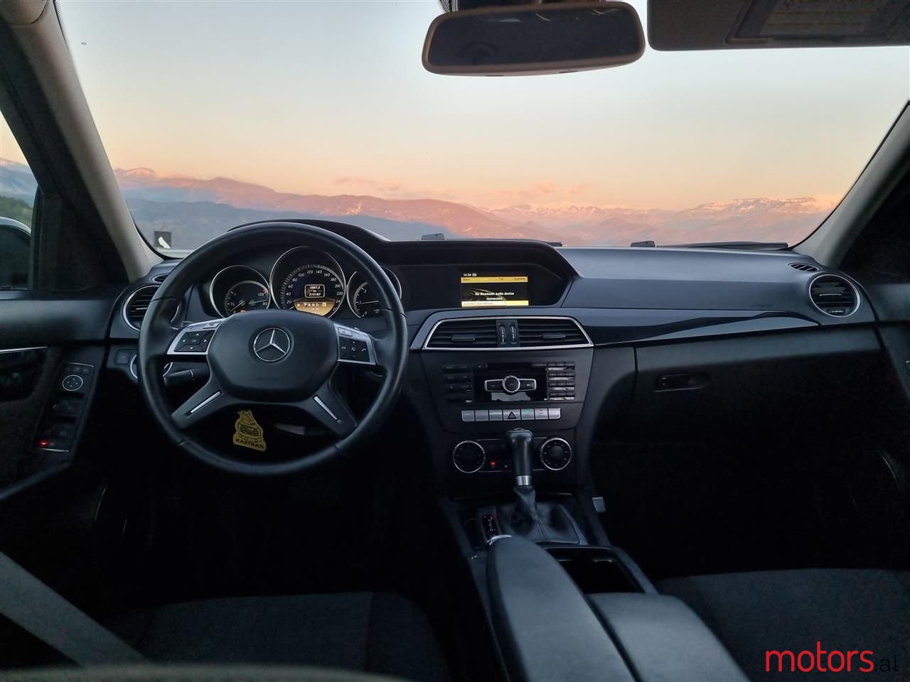 2012' Mercedes-Benz C 220 photo #5