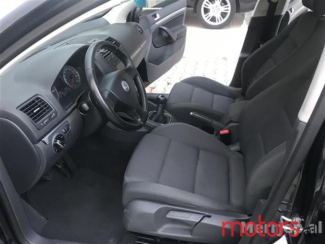 2006' Volkswagen Golf photo #7