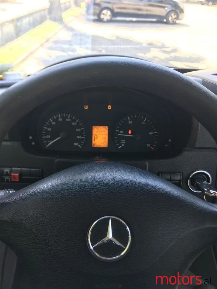 2016' Mercedes-Benz Sprinter photo #3