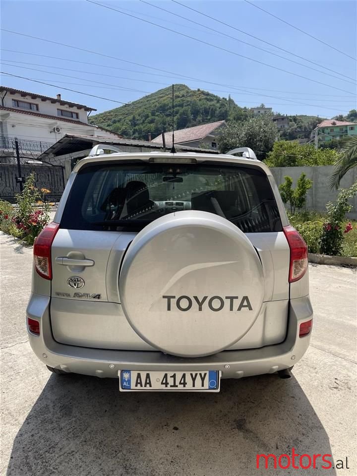 2006' Toyota RAV4 photo #5