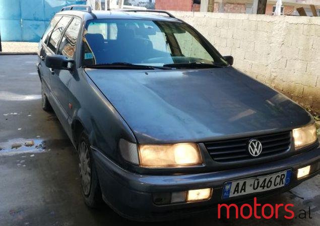 1996' Volkswagen Passat photo #2