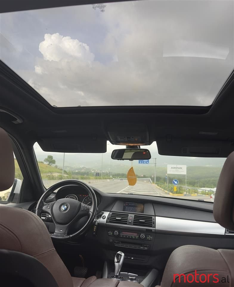 2011' BMW X5 photo #3