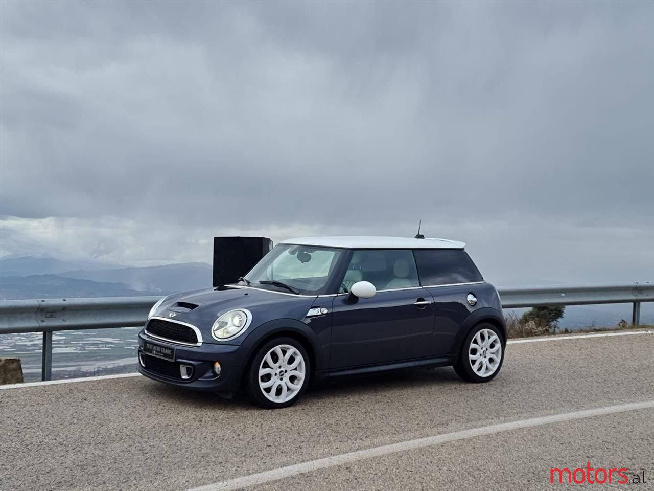 2012' MINI Cooper photo #1