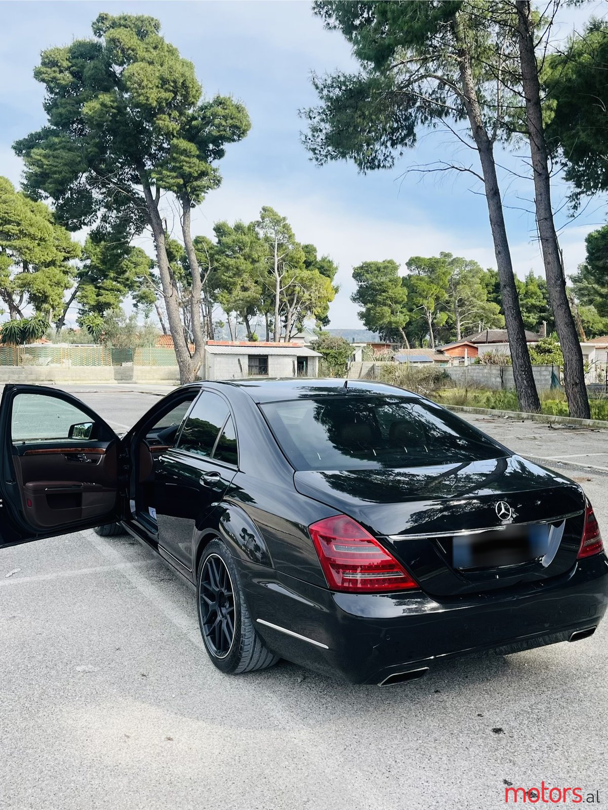 2010' Mercedes-Benz S 300 photo #5