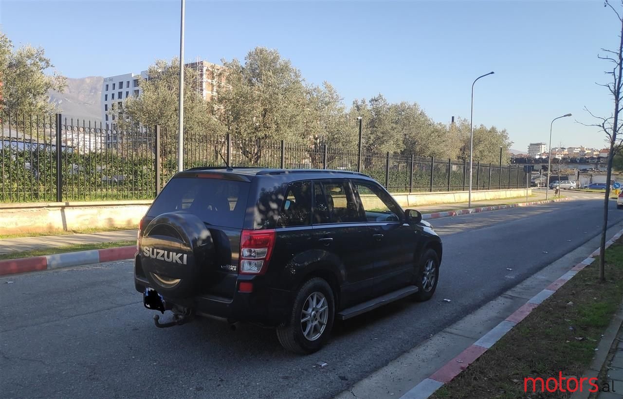 2008' Suzuki Grand Vitara photo #4