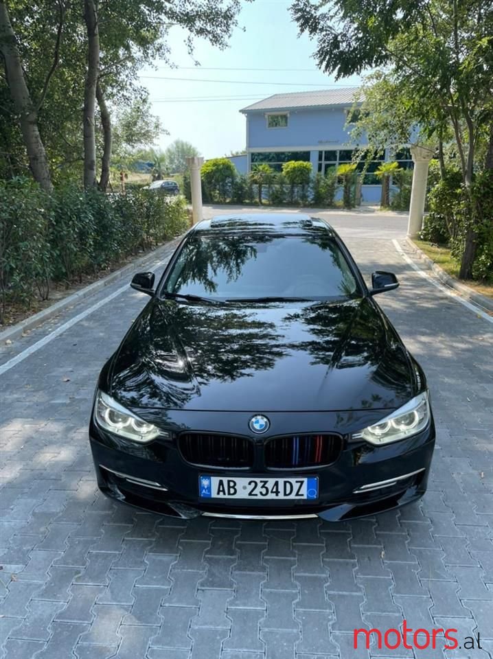 2013' BMW 328 photo #3