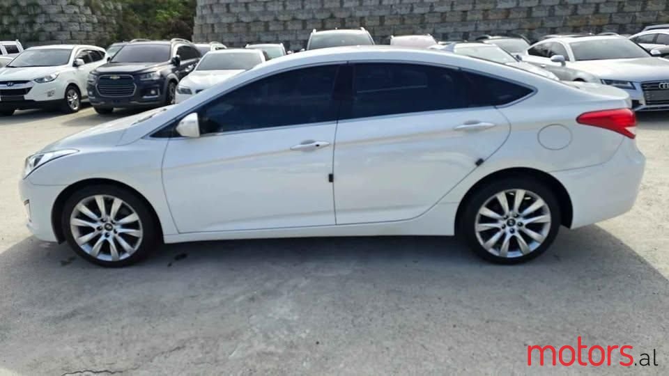 2013' Hyundai i40 photo #4