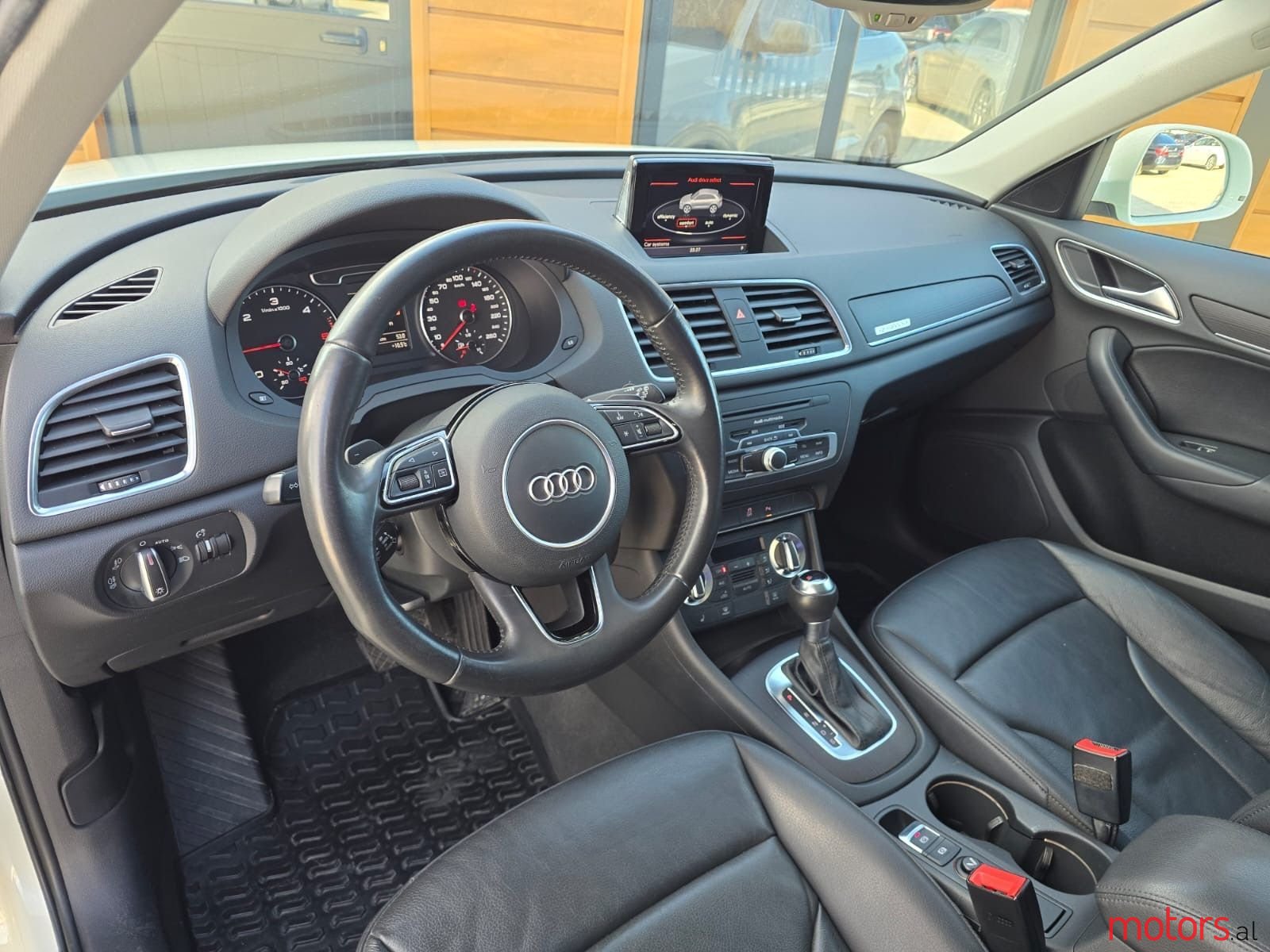 2014' Audi Q3 photo #6