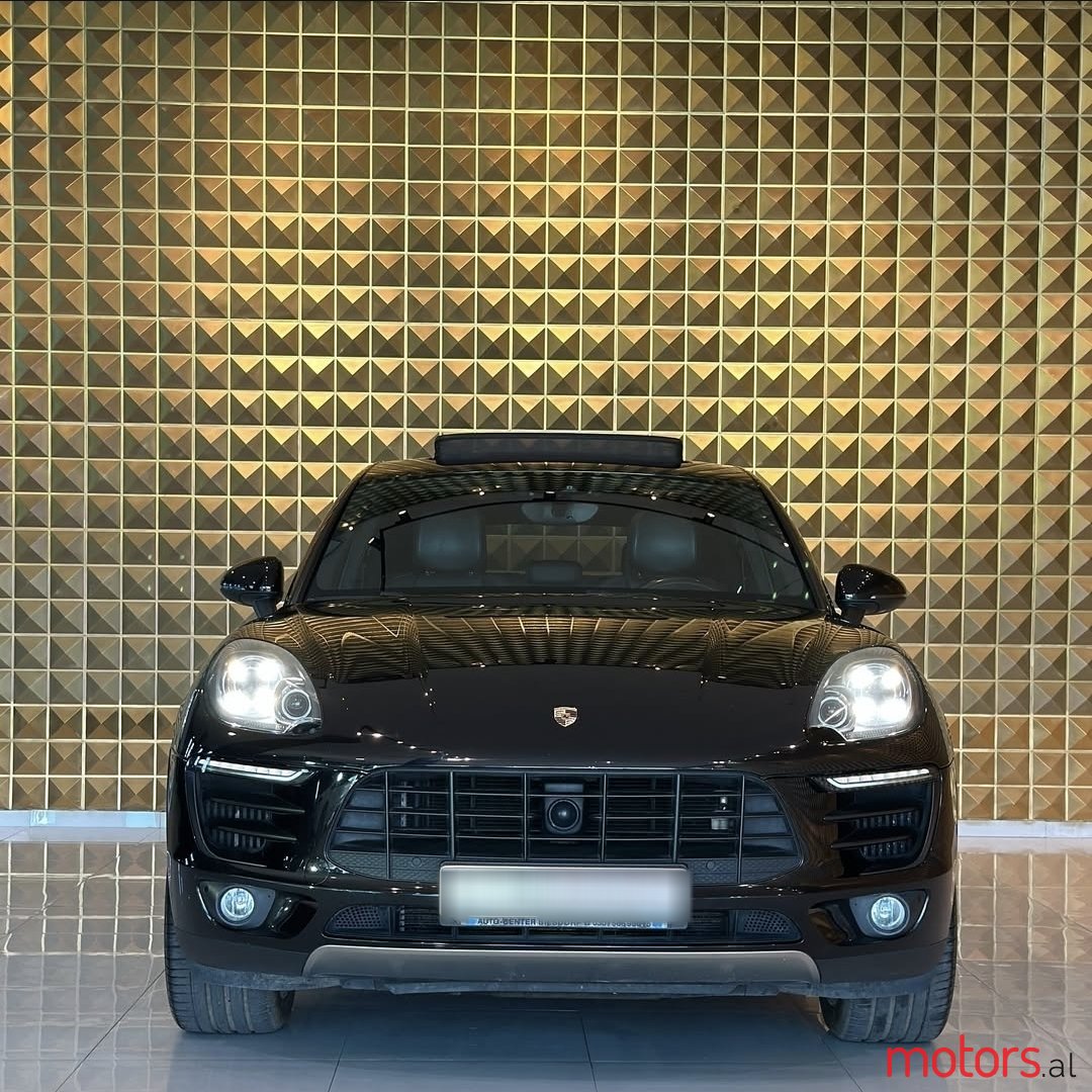 2015' Porsche Macan photo #3