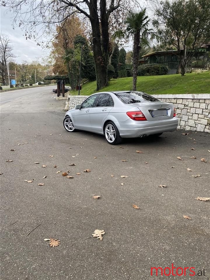 2011' Mercedes-Benz C 220 photo #4