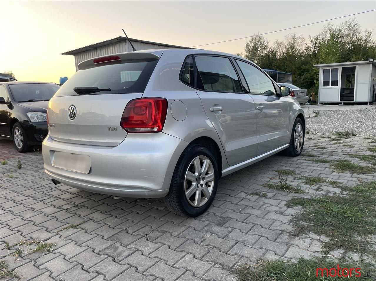 2011' Volkswagen Polo photo #3