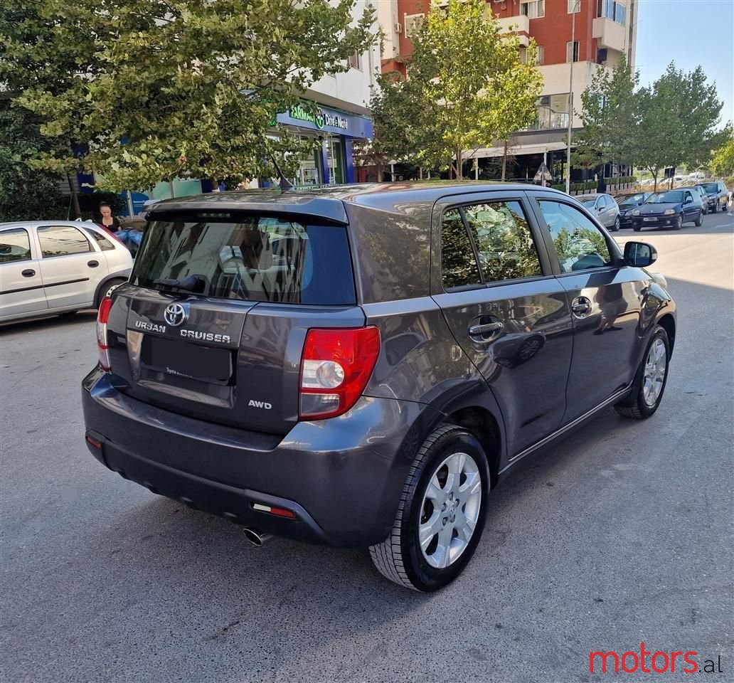 2011' Toyota Urban Cruiser photo #5