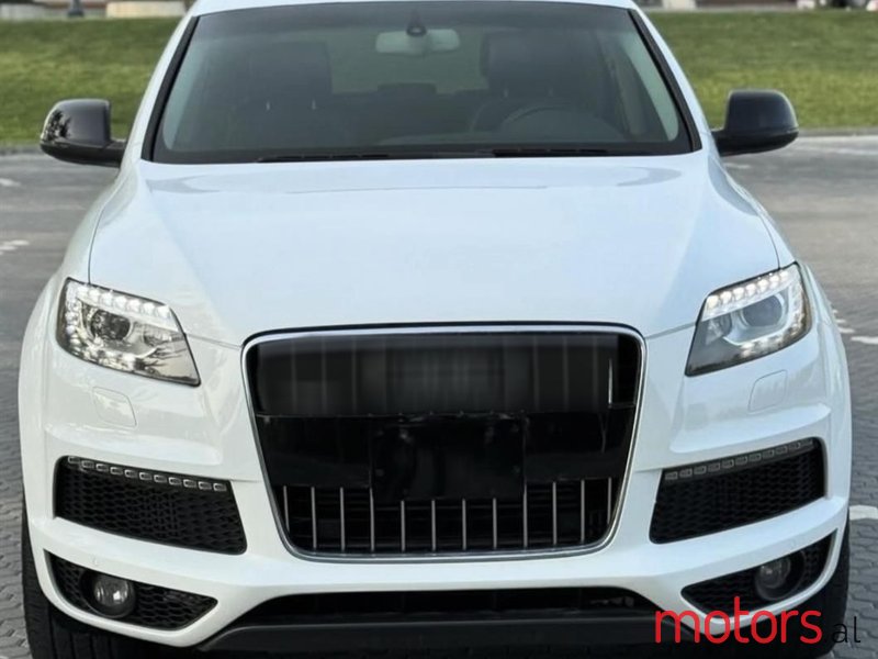 2011' Audi Q7 photo #1