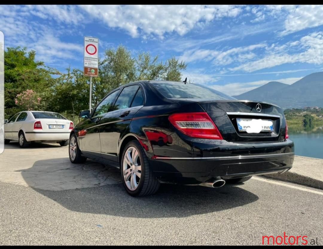 2009' Mercedes-Benz C 220 photo #2