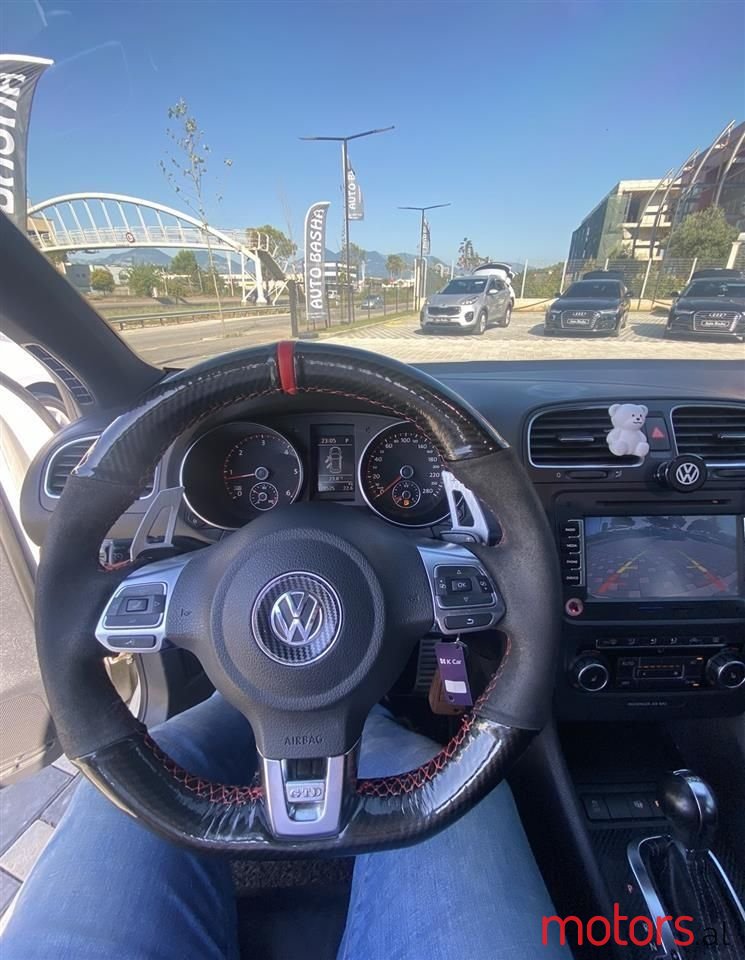 2013' Volkswagen Golf photo #6