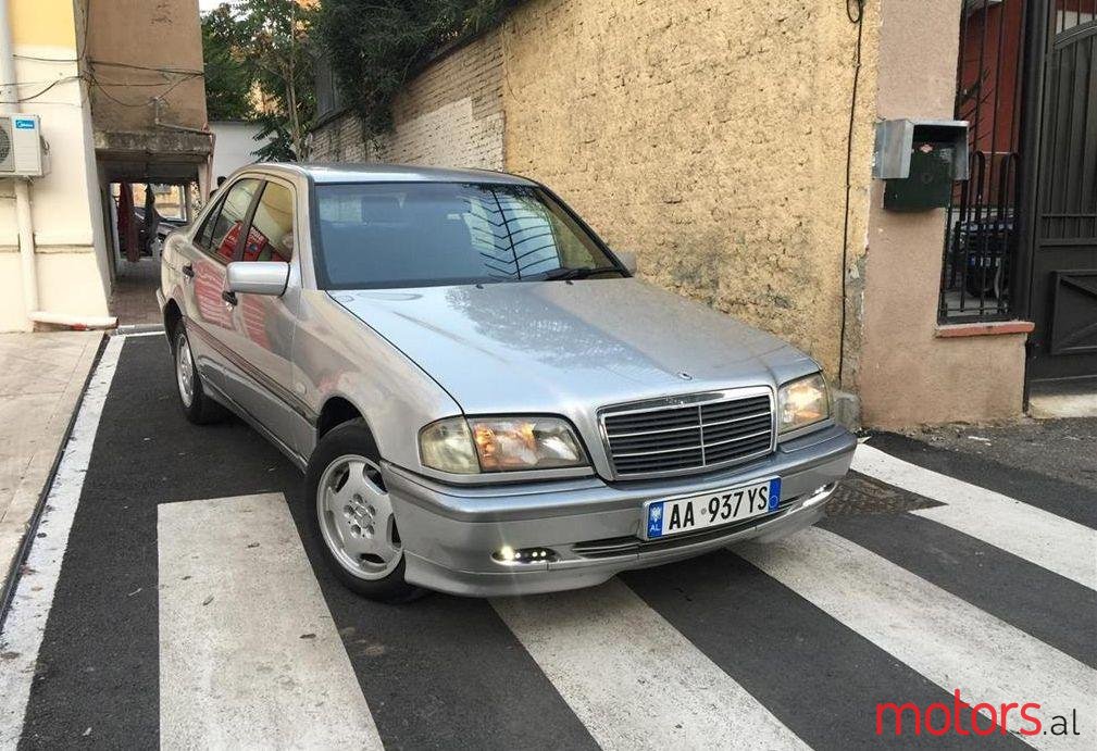 2000' Mercedes-Benz C 220 photo #1