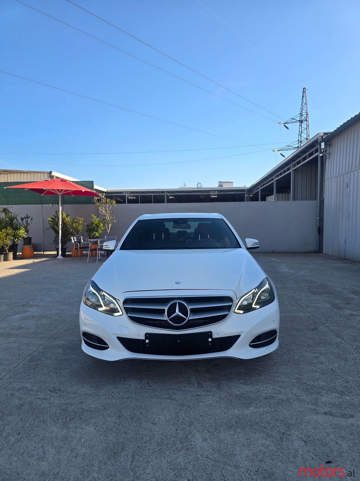 2014' Mercedes-Benz E 220 photo #3