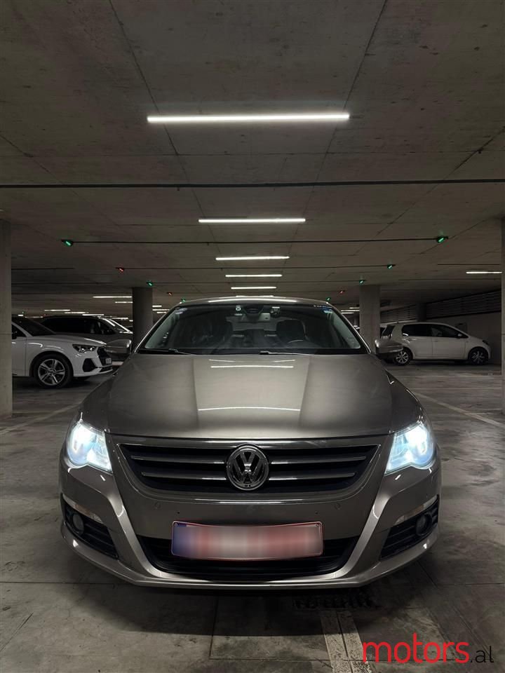 2010' Volkswagen photo #1