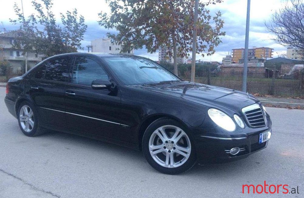 2008' Mercedes-Benz E 280 photo #1
