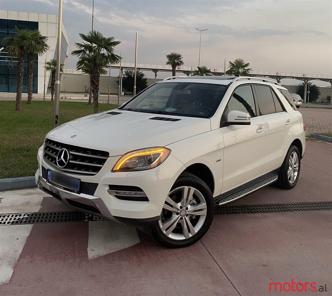 2012' Mercedes-Benz ML 350 photo #1