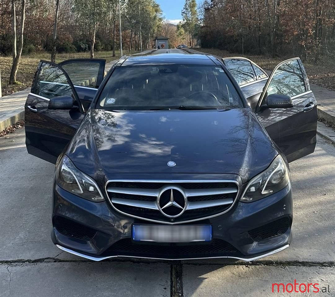 2021' Mercedes-Benz 190 photo #2