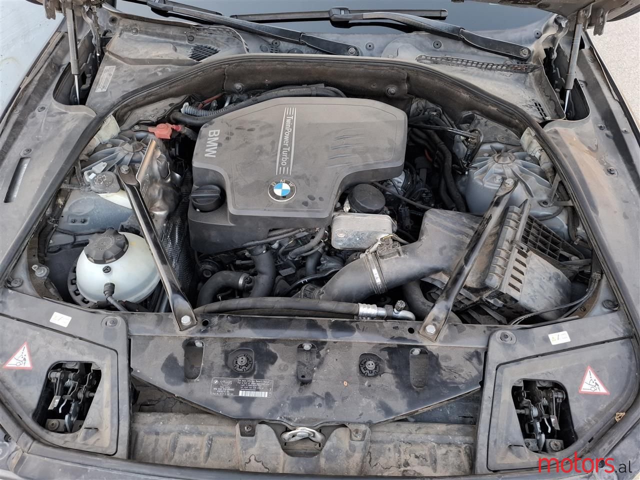 2013' BMW 528 photo #3