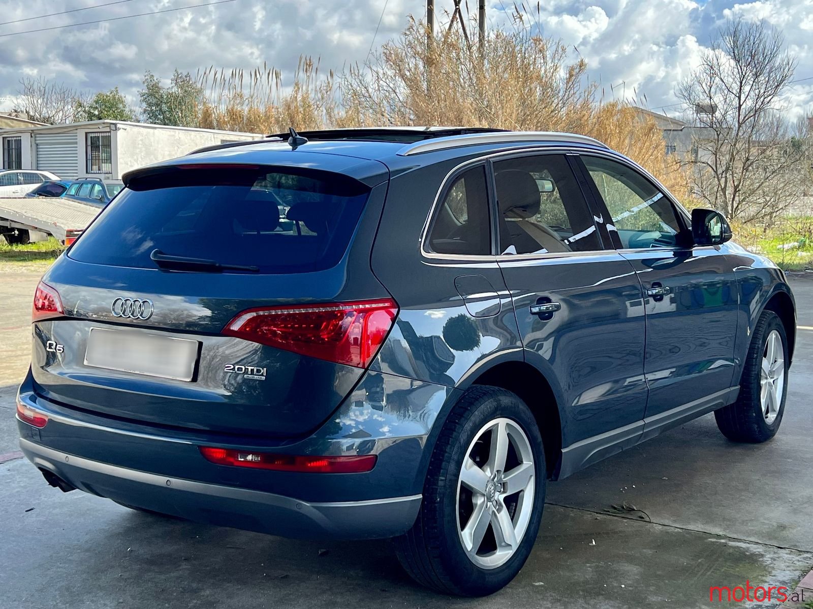 2010' Audi Q5 photo #2